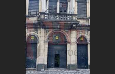 Imagem: O depósito possui 616m² de Área e está localizado em Centro