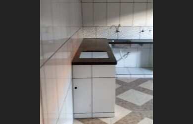 Imagem 3: Vendo casa rua pública. 1 Vaga na garageme2 Dormitórios