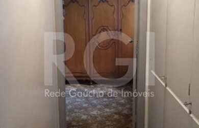 Imagem 16: Vende Excelente casa de esquina, localizada em bairro nobre de Porto Alegre