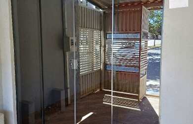 Imagem: A casa possui 2 Dormitórios, 1 Banheiro e está localizado