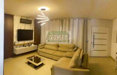 Imagem: A casa à venda possui 3 Dormitórios, 4 Banheiros, 5 Vagas