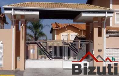 Imagem: A casa em condomínio possui 2 Dormitórios, 2 Banheiros, 1