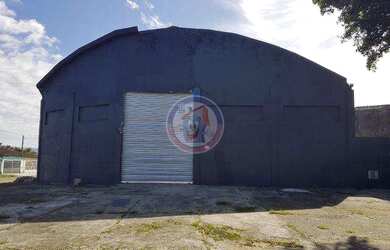 Imagem: O depósito possui 5 Vagas na garagem, 1.000m² de Área e