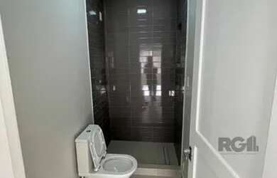 Imagem 1: Apartamento com vista para o Guaíba 2D no 14 andar, com 80m2 totalmente reformado, mobilia