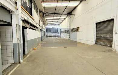 Imagem 11: Galpão para Locação em São Paulo, Barra Funda, 12 banheiros, 40 vagas