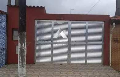 Imagem: A casa possui 1 Dormitório, 1 Banheiro, 2 Vagas na garagem