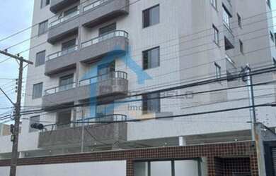 Imagem: O apartamento possui 3 Dormitórios, 1 Banheiro, 2 Vagas na