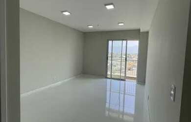 Imagem: O depósito possui 1 Vaga na garagem e 30m² de Área e está