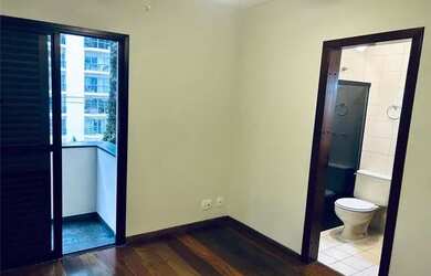 Imagem 15: Apartamento de 4 quartos para alugar no bairro None