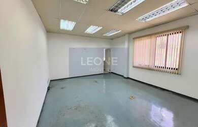 Imagem 12: Galpão para Locação em São Paulo, Barra Funda, 12 banheiros, 40 vagas