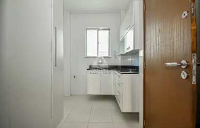 Imagem 14: Apartamento refomado a venda com 2 quartos e dependência revertida para...