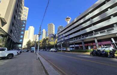 Imagem 12: Loja com Ponto Privilegiado no Vila da Serra 90 m²