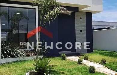 Imagem: A casa em condomínio possui 3 Dormitórios, 3 Banheiros, 2