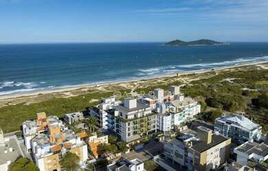 Imagem: O apartamento na cobertura possui 2 Dormitórios, 1 Banheiro