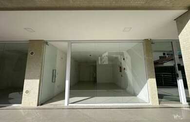 Imagem 2: Sala Comercial para Locação Anual, Quadra Mar, Bem localizada, C/ Banheiro e 1 Vaga