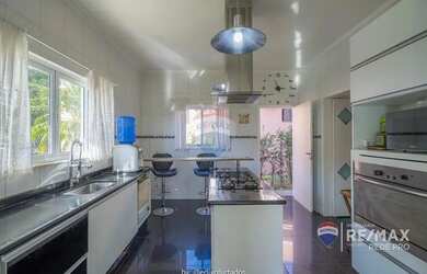 Imagem 11: Casa à venda , com 3 Suítes , quintal gramado , no Condomínio Villagio di Verona, na cidad