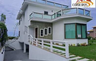 Imagem: A casa em condomínio possui 4 Dormitórios, 5 Banheiros, 5