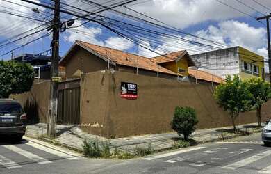 Imagem 5: Casa de esquina à venda no bairro Santa Rosa