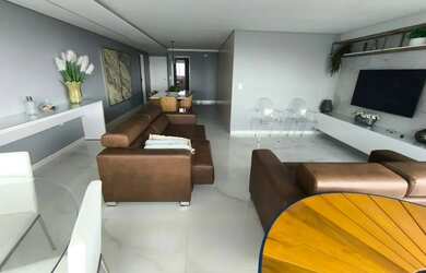 Imagem: O apartamento possui 3 Dormitórios, 5 Banheiros, 2 Vagas na