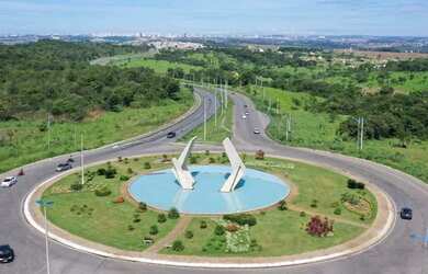 Imagem: A fazenda possui 5.000m² de Área e está localizado em Sítios