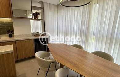 Imagem: O apartamento possui 1 Dormitório, 2 Banheiros, 2 Vagas na