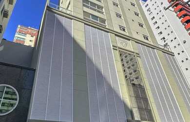 Imagem: O apartamento possui 3 Dormitórios, 3 Banheiros, 3 Vagas na