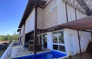 Imagem: A casa em condomínio à venda possui 4 Dormitórios, 5 Banheiros