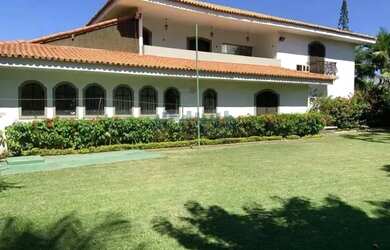 Imagem: A casa em condomínio possui 4 Dormitórios, 5 Banheiros, 4