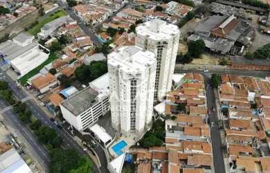 Imagem: O apartamento possui 1 Dormitório, 1 Banheiro, 2 Vagas na garagem