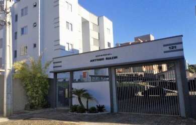 Imagem: O apartamento possui 2 Dormitórios, 2 Vagas na garagem, 77m²