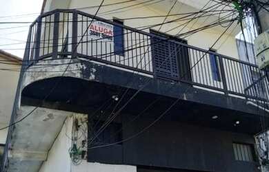 Imagem: A casa possui 3 Dormitórios, 3 Banheiros, 2 Vagas na garagem