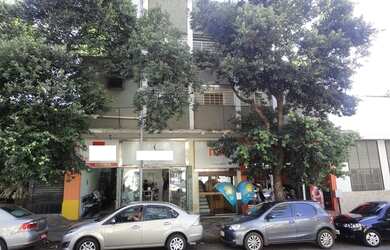 Imagem: O depósito para alugar possui e está localizado em Santa