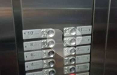 Imagem: O depósito possui 4 Vagas na garagem, 144m² de Área e está