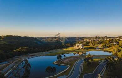 Imagem: O terreno está localizado em Gramado, RS à venda por R$1.940.954