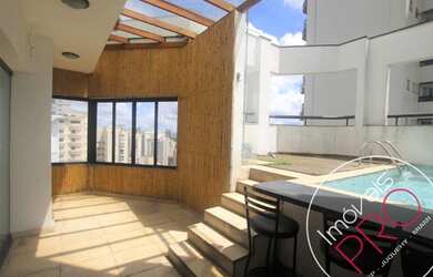 Imagem: O apartamento na cobertura possui 3 Dormitórios, 5 Banheiros