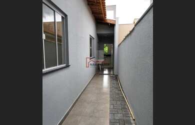 Imagem 5: Casa à venda no bairro Parque Residencial Joaquim Toledo Piza - Londrina/PR