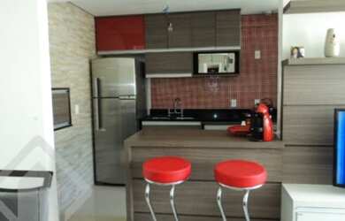 Imagem: O apartamento possui 3 Dormitórios, 1 Banheiro, 1 Vaga na garagem