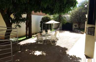 Imagem 10: Casa térrea na rua 6 dormitórios/suite, cozinha planejada