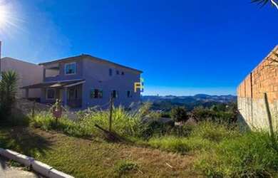 Imagem: O terreno possui 384m² de Área e está localizado em Serra