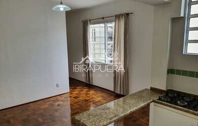 Imagem: O apartamento possui 1 Dormitório, 1 Banheiro, 40m² de Área