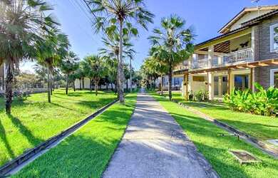 Imagem: A casa em condomínio possui 4 Dormitórios, 5 Banheiros, 2