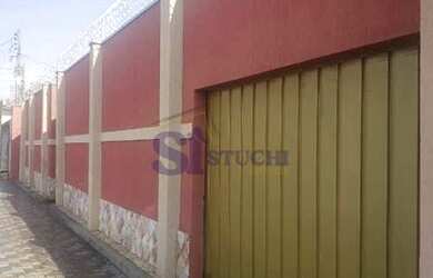 Imagem: A casa possui 3 Dormitórios, 2 Banheiros, 5 Vagas na garagem