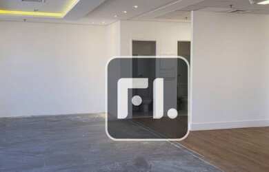 Imagem: O depósito possui 5 Vagas na garagem e 203m² de Área e está