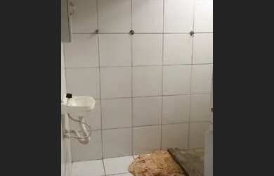 Imagem: A casa possui 2 Dormitórios, 1 Banheiro, 50m² de Área e