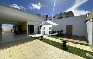 Imagem: A casa possui 4 Dormitórios, 1 Banheiro, 1 Vaga na garagem