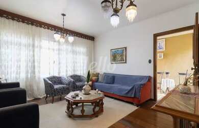 Imagem: A casa possui 3 Dormitórios, 3 Banheiros, 3 Vagas na garagem