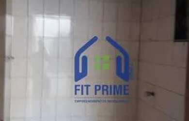 Imagem: A casa possui 2 Dormitórios, 2 Banheiros, 3 Vagas na garagem