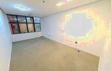 Imagem: O depósito possui 1 Vaga na garagem, 35m² de Área e está