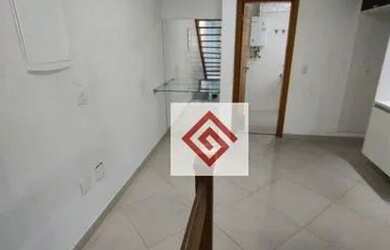 Imagem: A casa possui 3 Dormitórios, 5 Banheiros, 4 Vagas na garagem