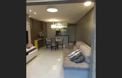 Imagem: O apartamento possui 2 Dormitórios, 2 Banheiros, 2 Vagas na